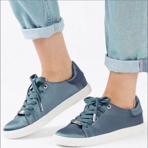 TOPSHOP Catseye Gray Satin Lace Up Sneakers Women's 10.5